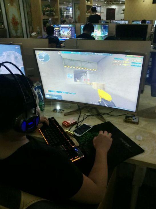 EDG赛后群访 Jiejie：今天线上出的意外太多了，导致局势崩盘