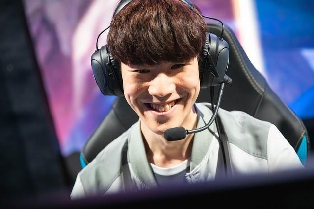 M0NESY 使用作弊对抗主播 — 事情是如何发生的